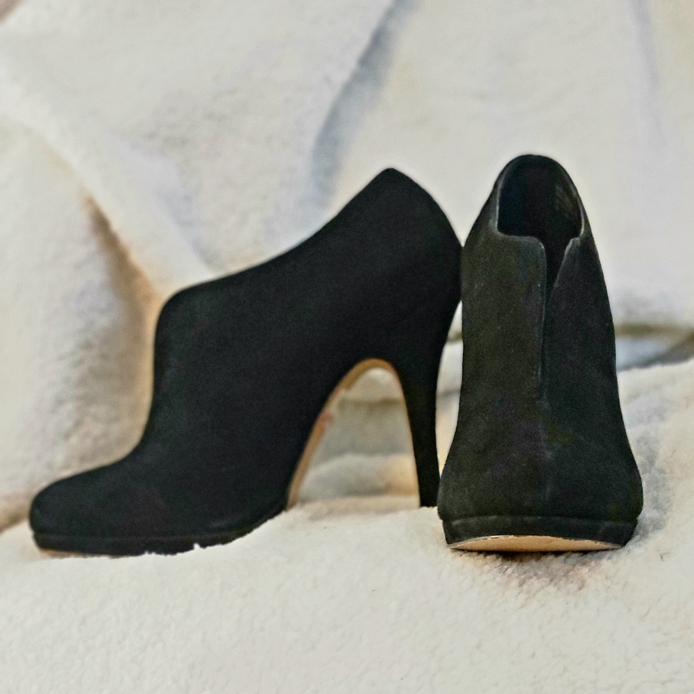 ALDO Split-Front High Heel